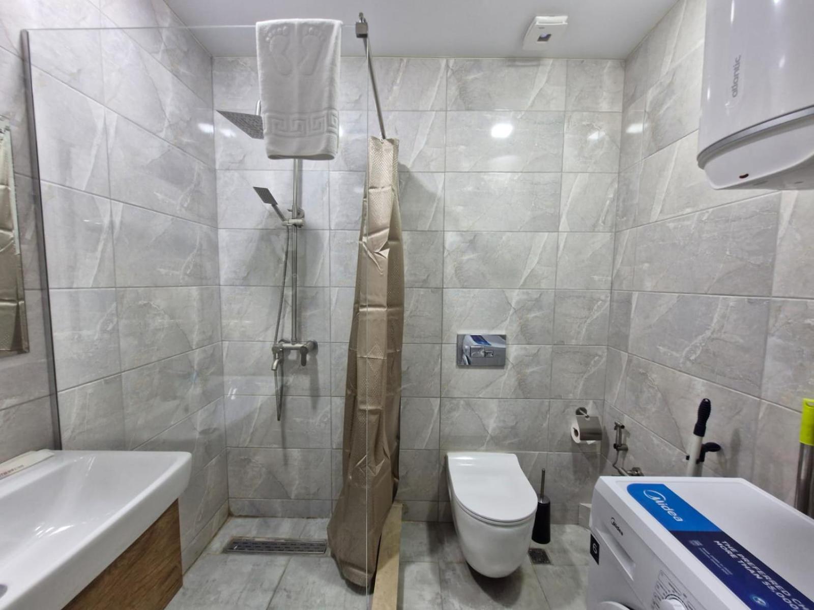 Liana Sea & Sky Suites Batumi Eksteriør billede