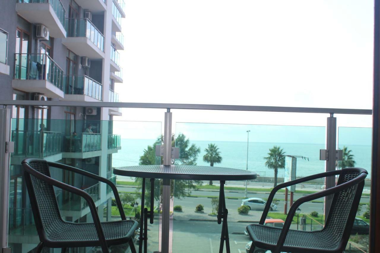Liana Sea & Sky Suites Batumi Eksteriør billede